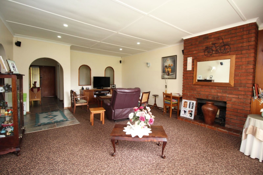 3 Bedroom Property for Sale in Vredenburg Western Cape